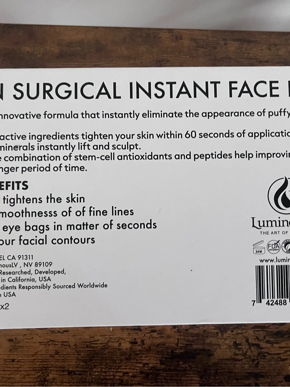 Luminous Facial Serum - with Refill! Face tightening and smooths wrinkles